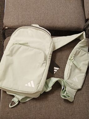 NWT LIGHT GREEN ADIDAS CROSSBODY